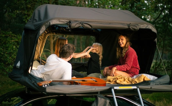 Roof Space 4 family rooftop tent, spaciously designed for 4 people, offering comfort and durability for outdoor adventures.